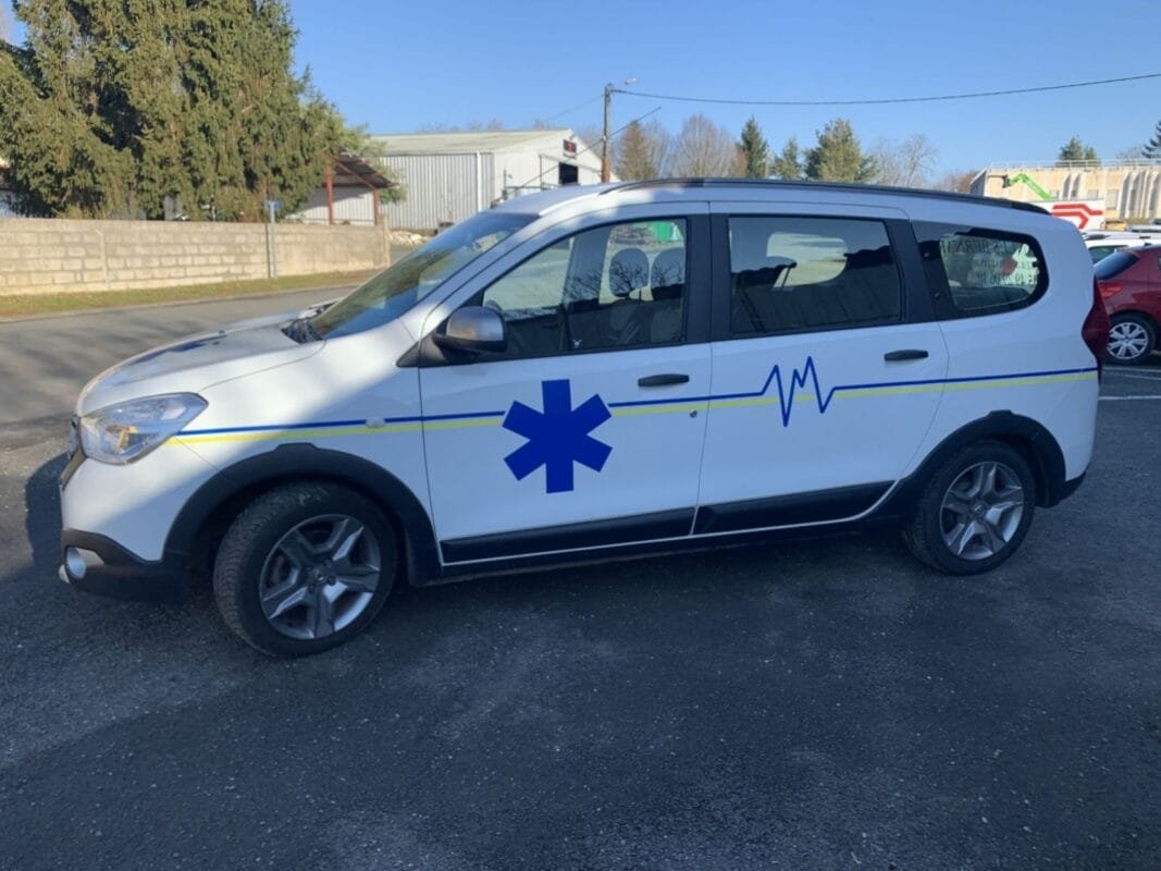 Nous proposons un large éventail de services de transport sanitaire ANFA, Ambulance anfa Casablanca y compris les urgences médicales